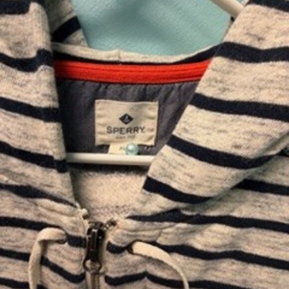 Sperry pullover - Picture 2 of 3